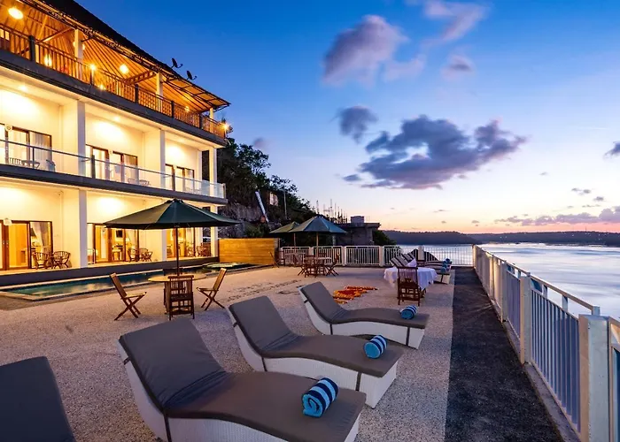 Hotel Samuh Sunset Nusa Penida 4*