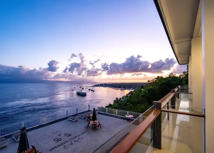 Samuh Sunset Nusa Penida Hotel